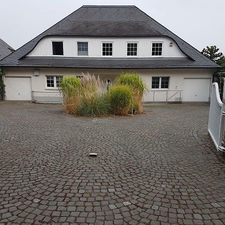 Wohnen Im Souterrain Einer Villa Herdecke Exterior photo